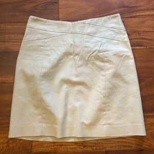 Banana Republic Khaki lined  stretch Skirt size 8
